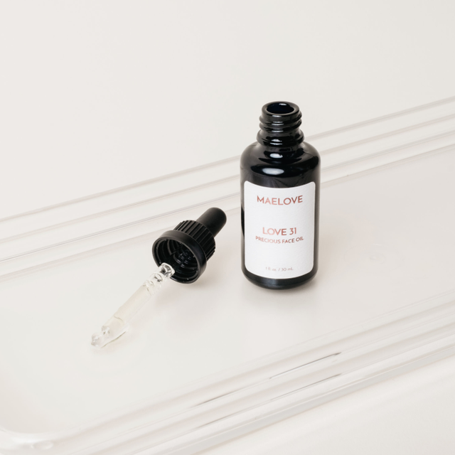 Love Extract LOVE 31, Botanical Extract Moisturizing Facial Oil with Beautiful Aroma ...